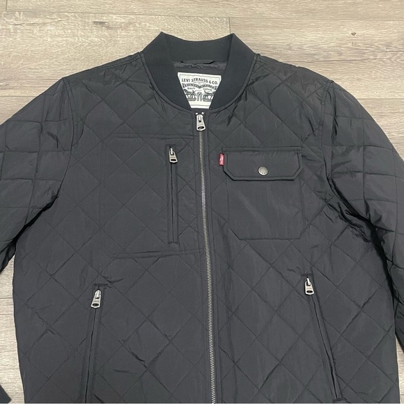 LEVI'S Mens Diamond Quilted Nylon Bomber Jacket Black Size LARGE NEW $150 - Picture 4 of 9